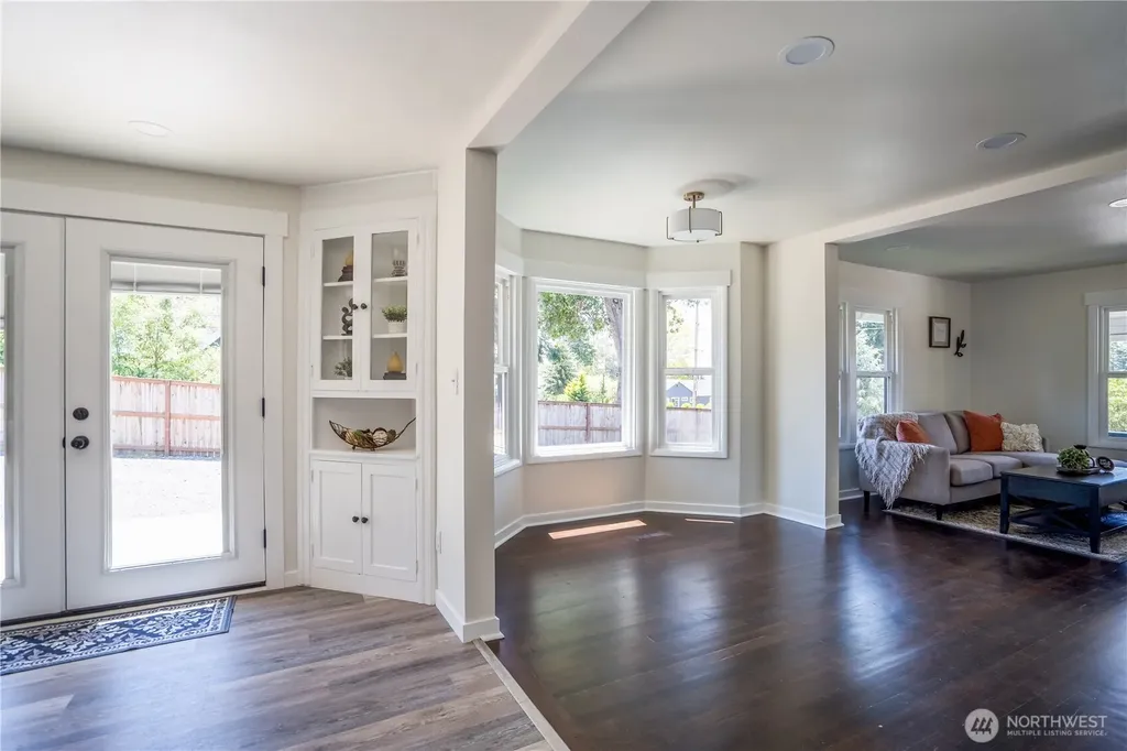 2206 15th Avenue Milton WA 98354