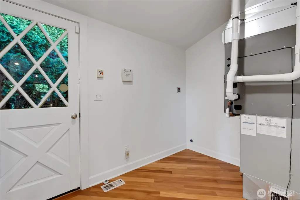 1302 N Cheyenne Street Tacoma WA 98406
