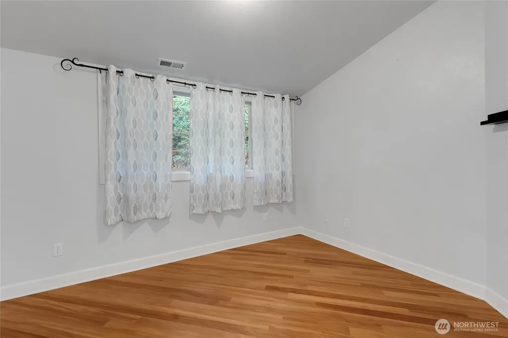 1302 N Cheyenne Street Tacoma WA 98406