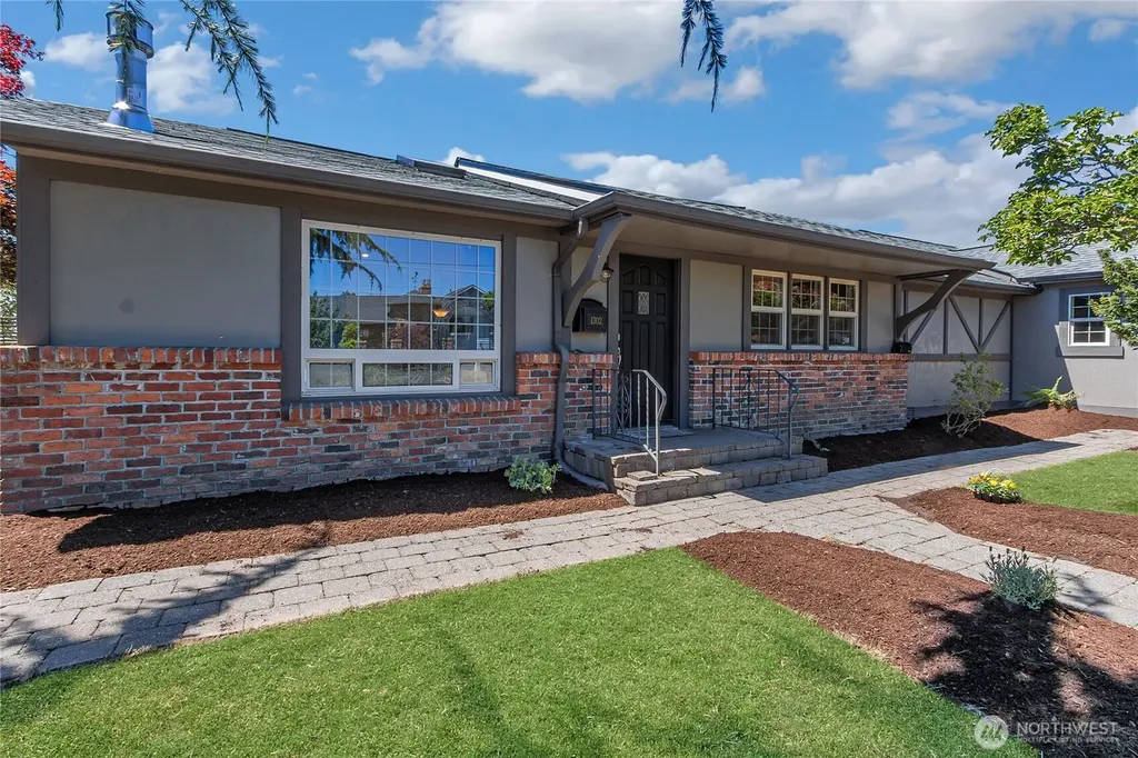 1302 N Cheyenne Street Tacoma WA 98406