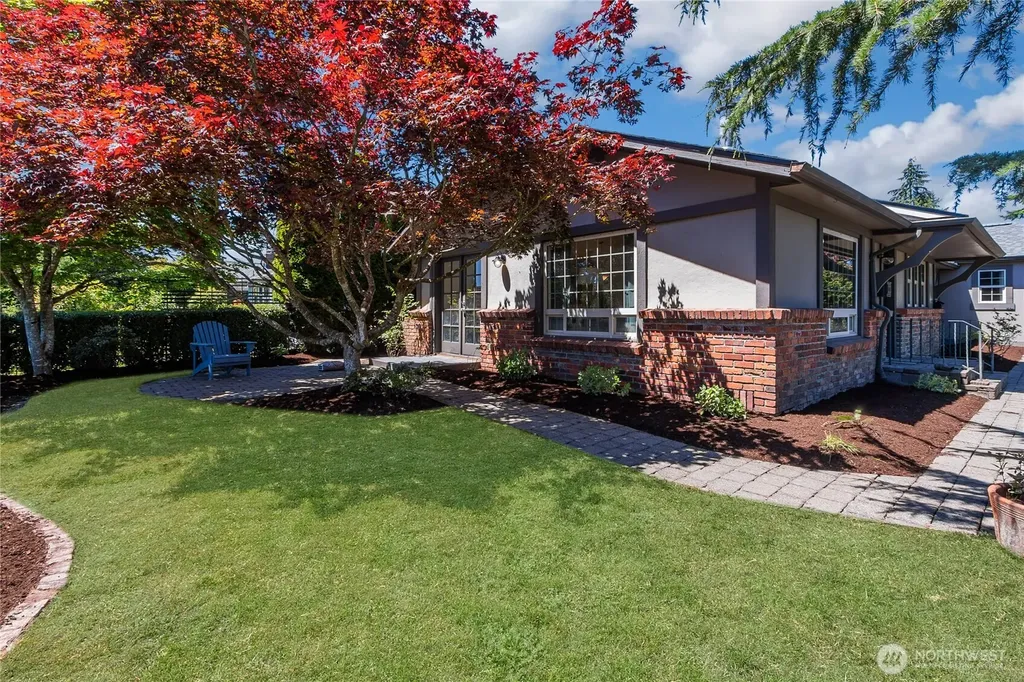 1302 N Cheyenne Street Tacoma WA 98406