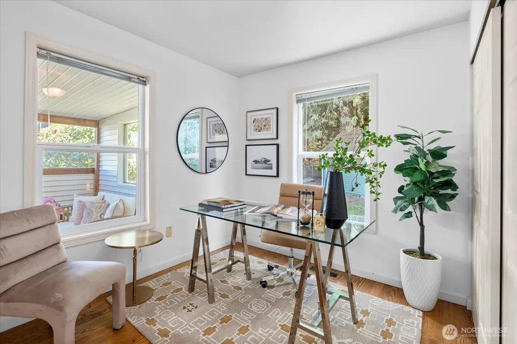1051 2nd Avenue S Edmonds WA 98020