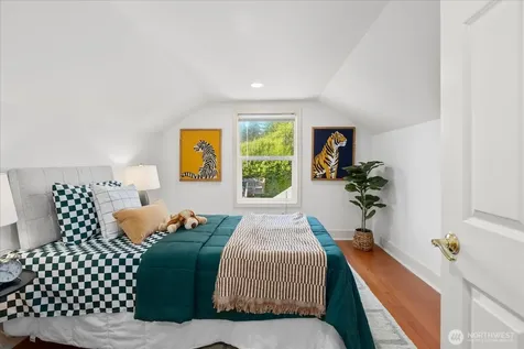 1051 2nd Avenue S Edmonds WA 98020