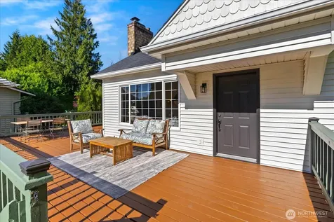 1051 2nd Avenue S Edmonds WA 98020