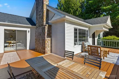 1051 2nd Avenue S Edmonds WA 98020