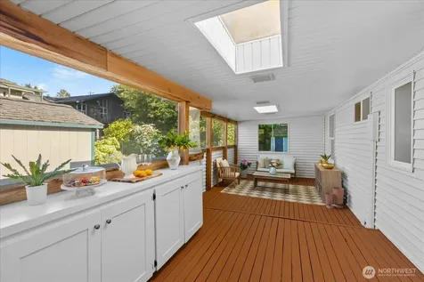 1051 2nd Avenue S Edmonds WA 98020