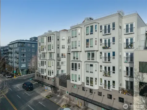 3028 Western Avenue Seattle WA 98121