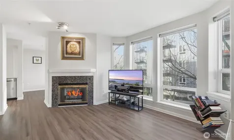 3028 Western Avenue Seattle WA 98121