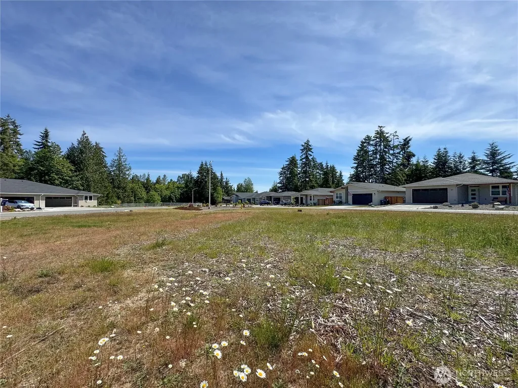 1412 Discovery Loop Port Angeles WA 98363