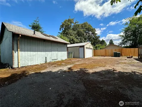 1336 S 279th Street Des Moines WA 98198