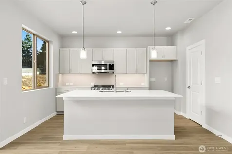 12611 SE 256th Place Kent WA 98030