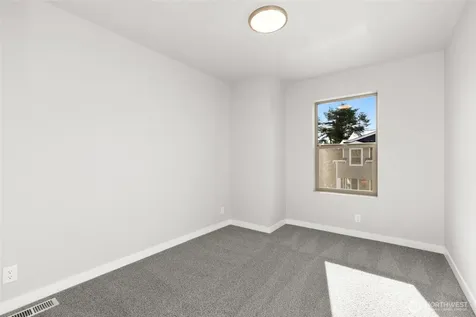 12611 SE 256th Place Kent WA 98030