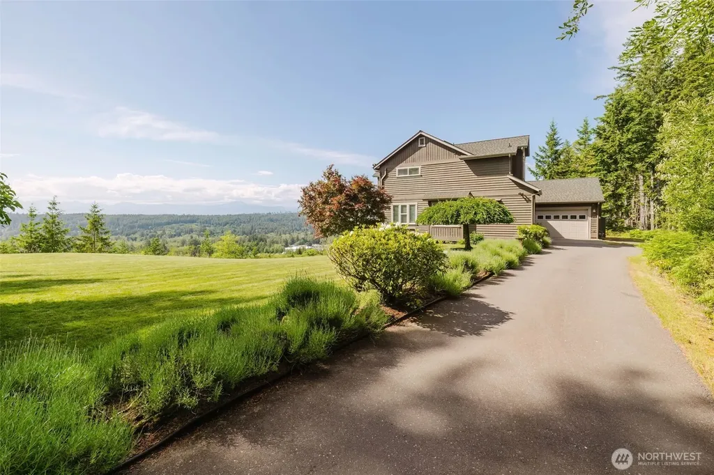 90 NE Daybreak Drive Belfair WA 98528