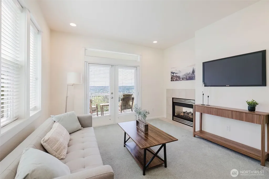 90 NE Daybreak Drive Belfair WA 98528