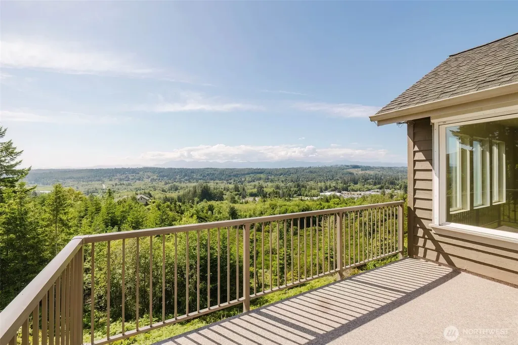 90 NE Daybreak Drive Belfair WA 98528