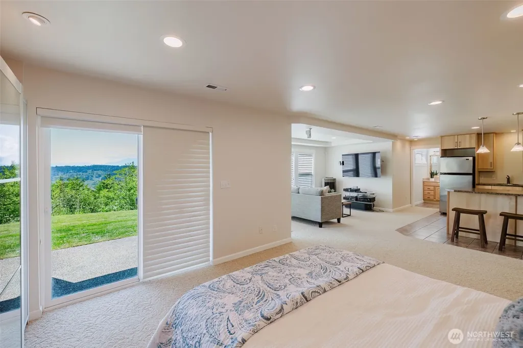 90 NE Daybreak Drive Belfair WA 98528