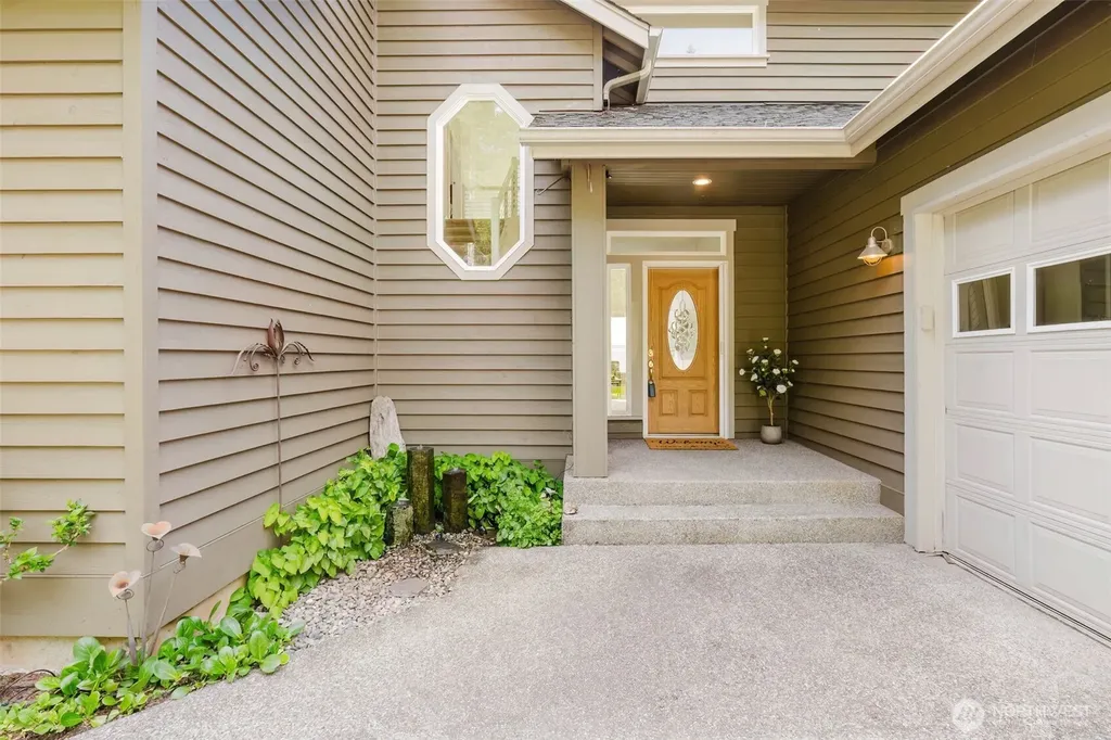 90 NE Daybreak Drive Belfair WA 98528