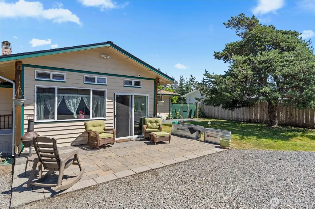 13912 2nd Avenue Ct E Tacoma WA 98445