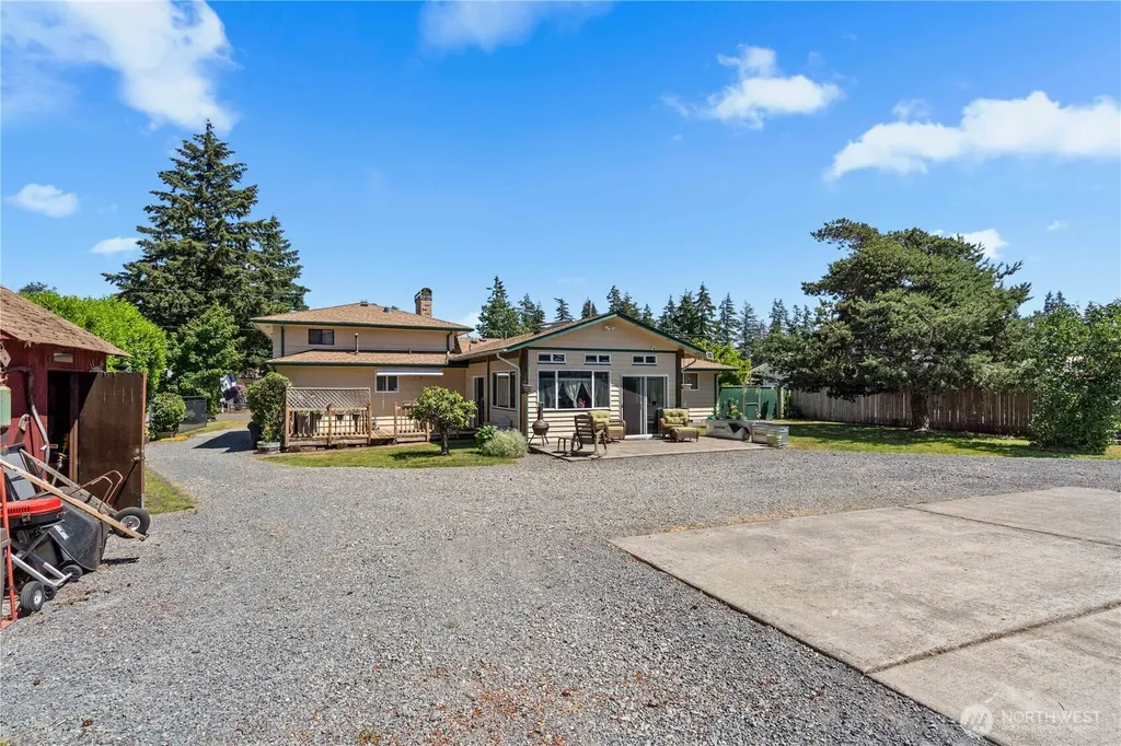13912 2nd Avenue Ct E Tacoma WA 98445