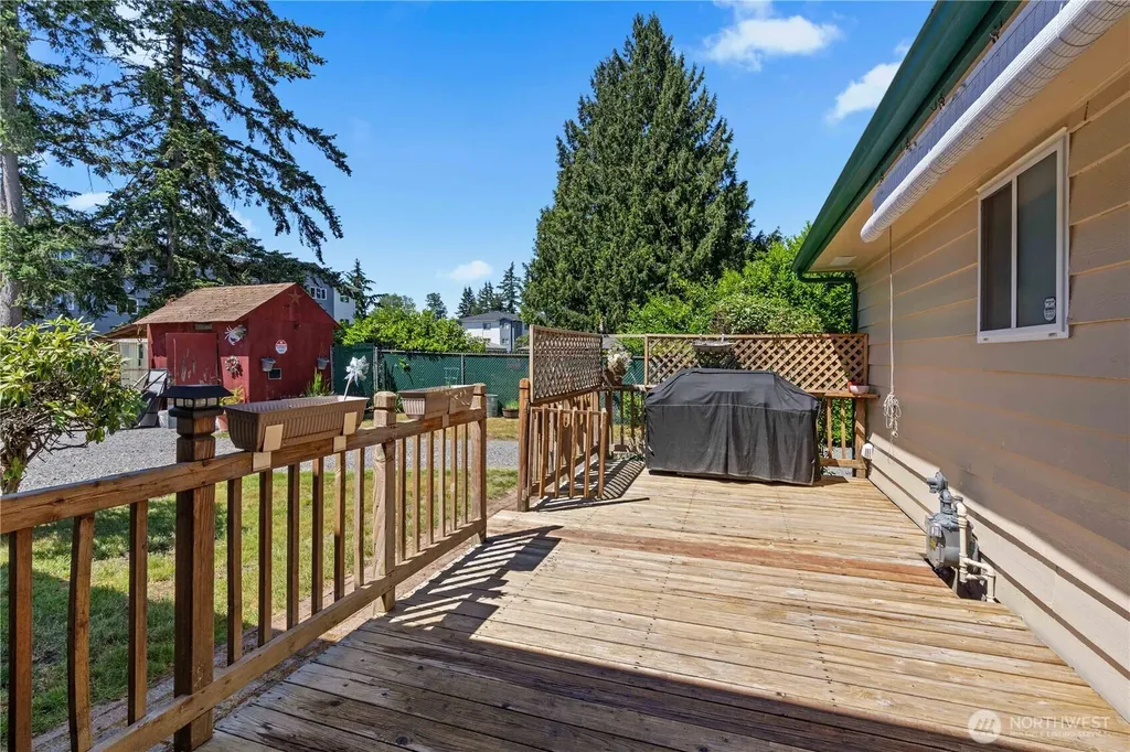 13912 2nd Avenue Ct E Tacoma WA 98445