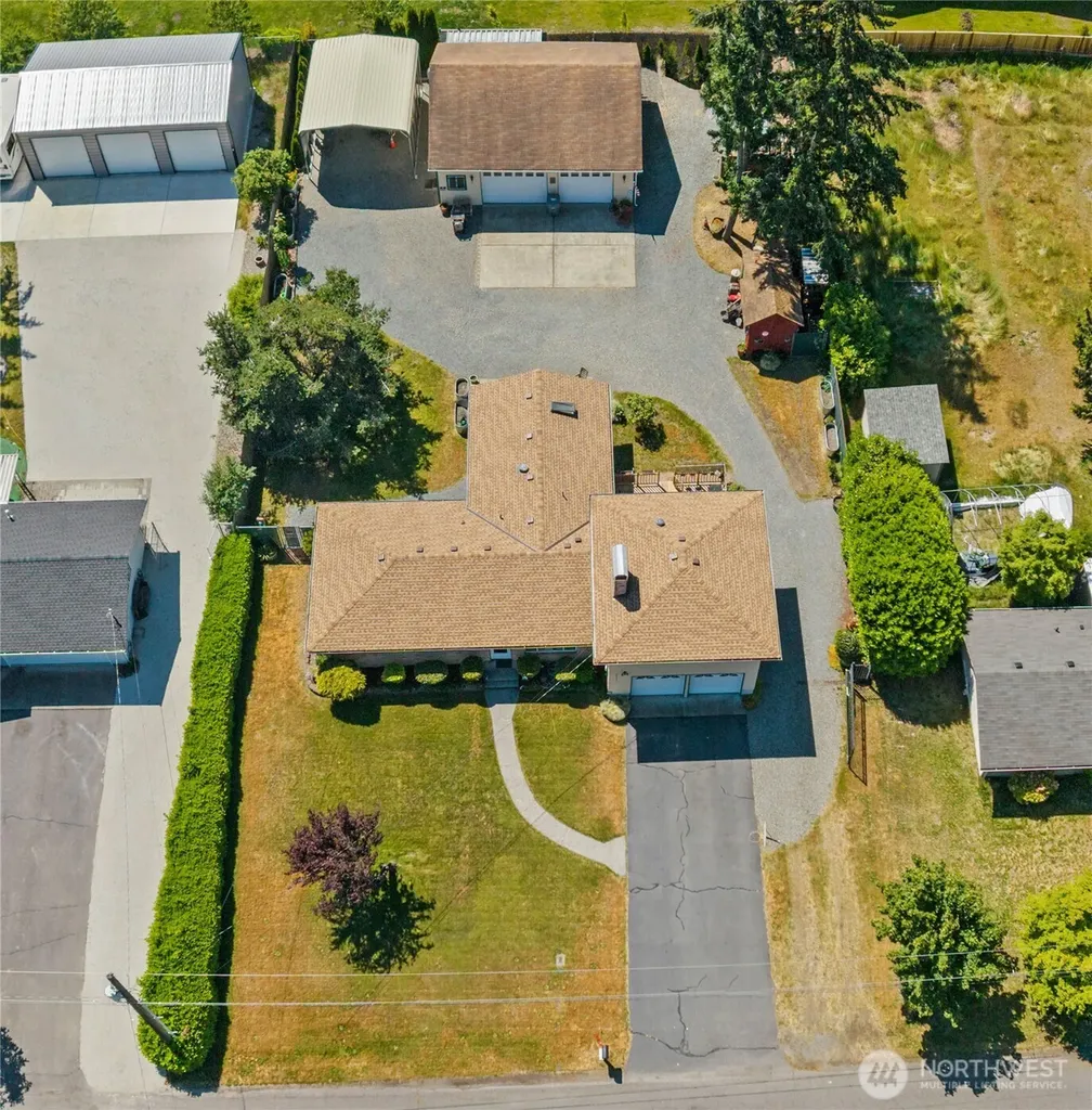 13912 2nd Avenue Ct E Tacoma WA 98445