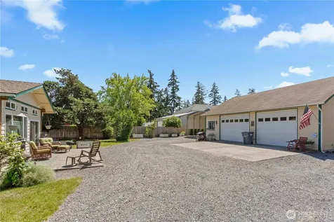 13912 2nd Avenue Ct E Tacoma WA 98445