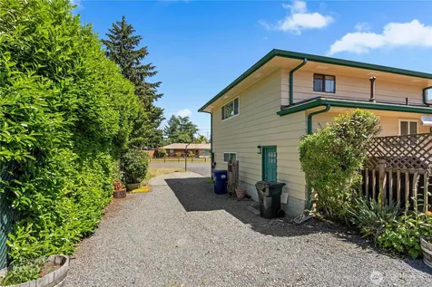 13912 2nd Avenue Ct E Tacoma WA 98445