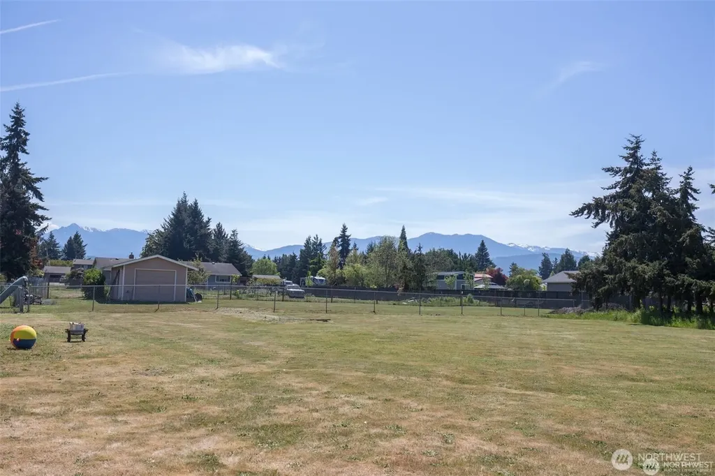 11 Stone Road Sequim WA 98382