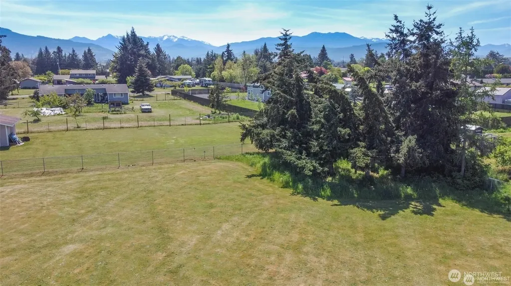 11 Stone Road Sequim WA 98382