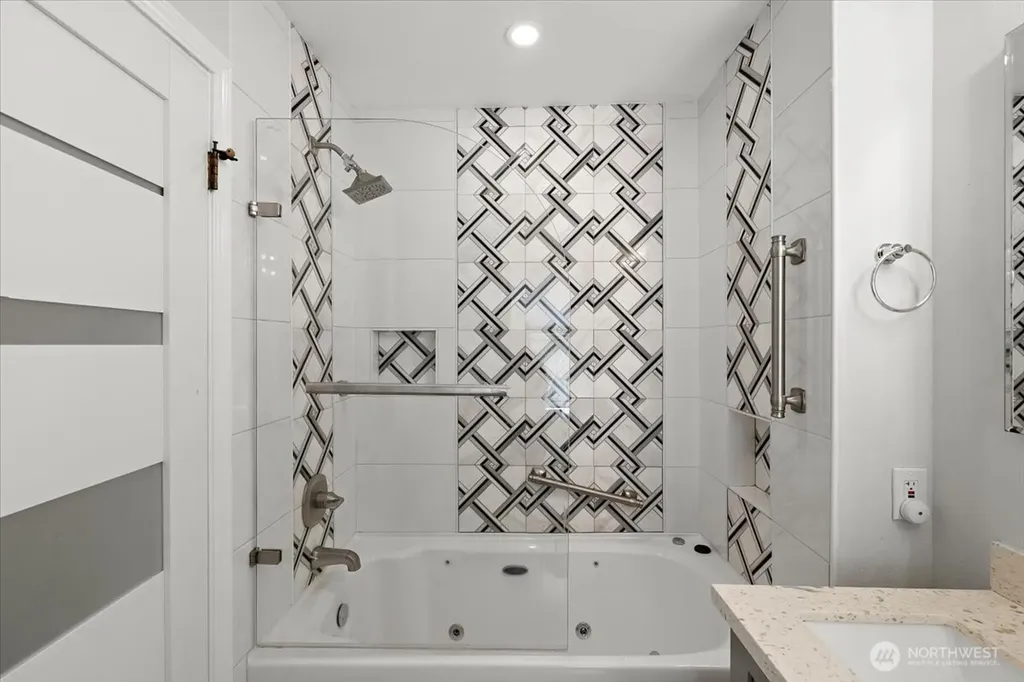 4605 170th Place NE Redmond WA 98052