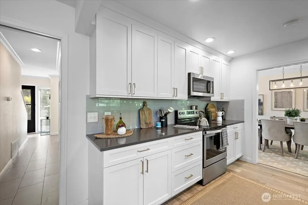 4605 170th Place NE Redmond WA 98052