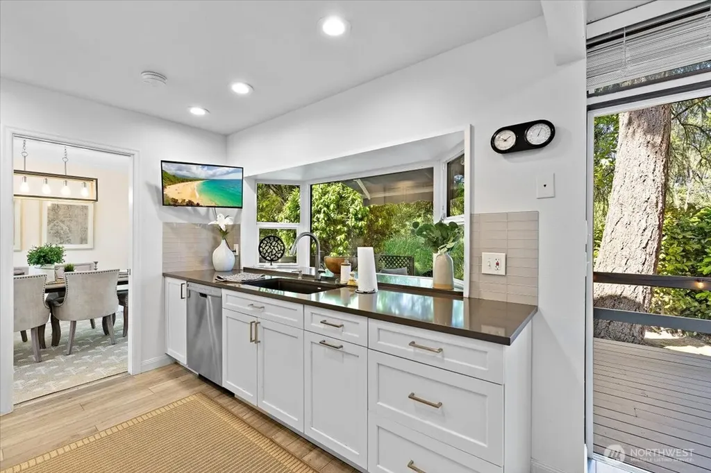 4605 170th Place NE Redmond WA 98052