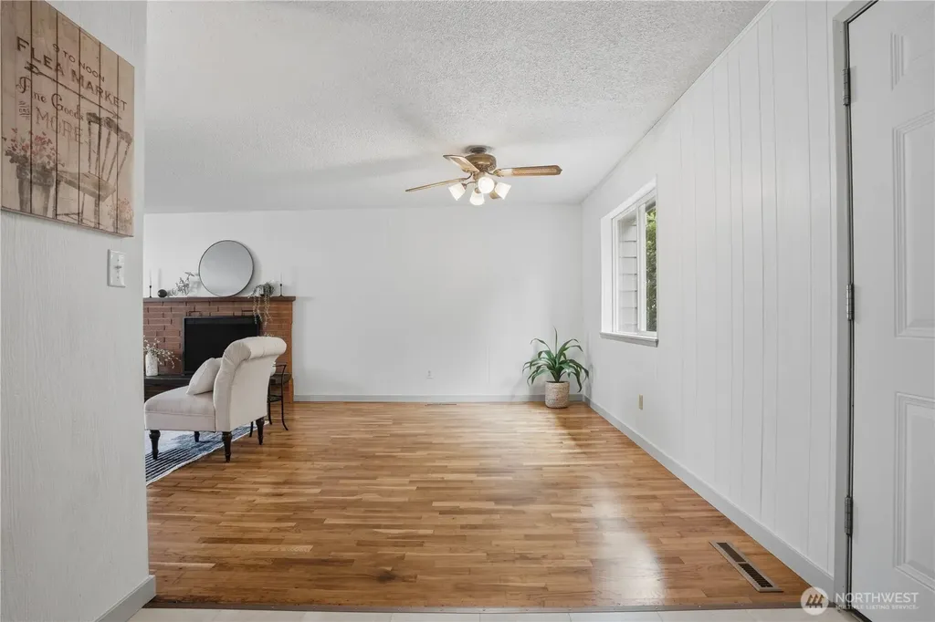 360 Tremont Street W Port Orchard WA 98366