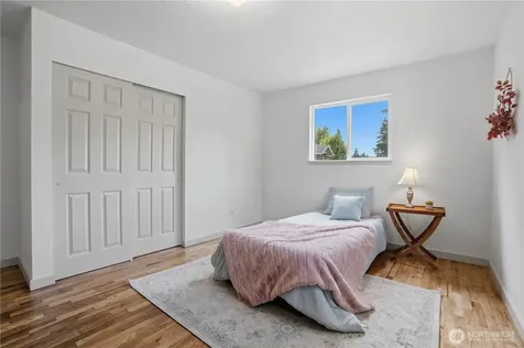 360 Tremont Street W Port Orchard WA 98366