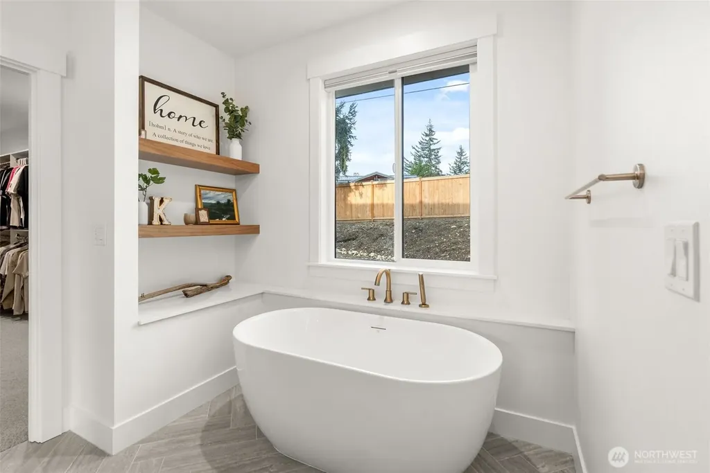 17905 28th Street E Lake Tapps WA 98391