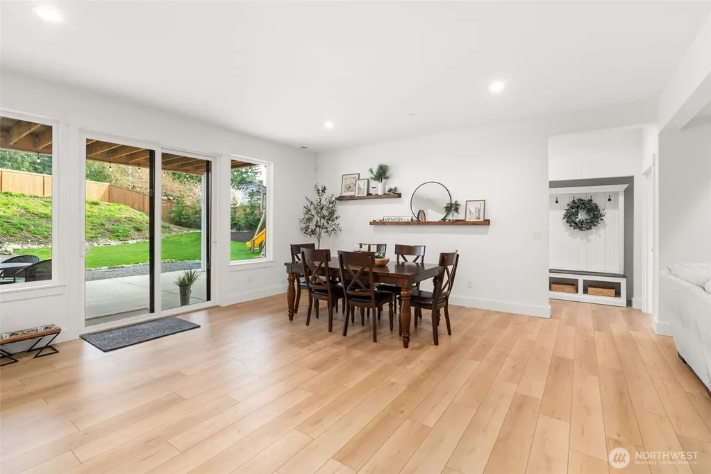 17905 28th Street E Lake Tapps WA 98391