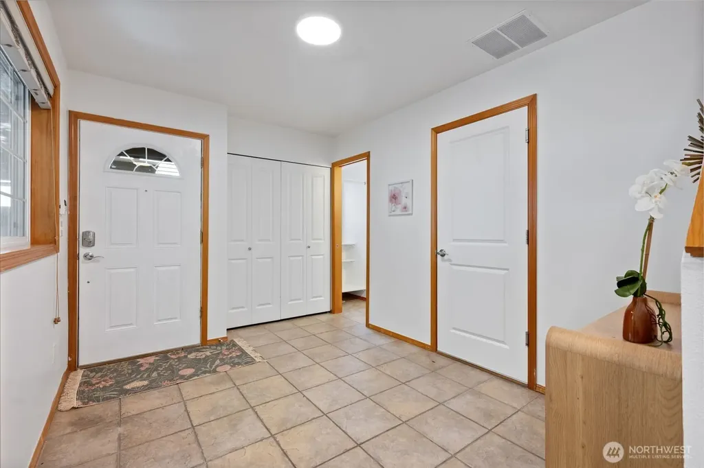 1619 S Weller Street Seattle WA 98144