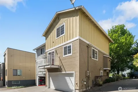1619 S Weller Street Seattle WA 98144