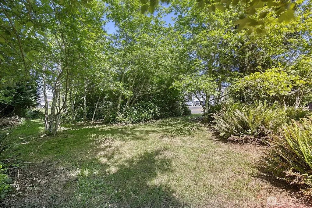685 Chinook Avenue SE Ocean Shores WA 98569