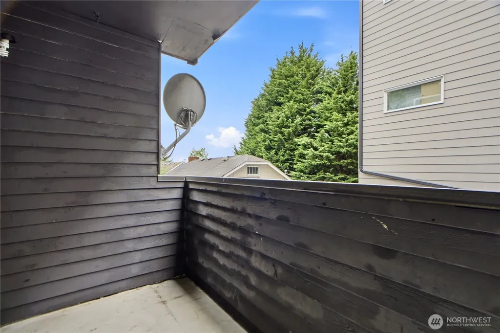 10732 Stone Avenue N Seattle WA 98133