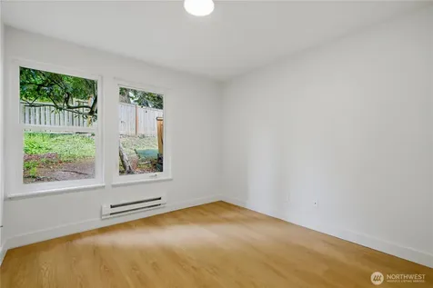 10732 Stone Avenue N Seattle WA 98133