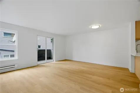 10732 Stone Avenue N Seattle WA 98133