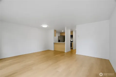 10732 Stone Avenue N Seattle WA 98133