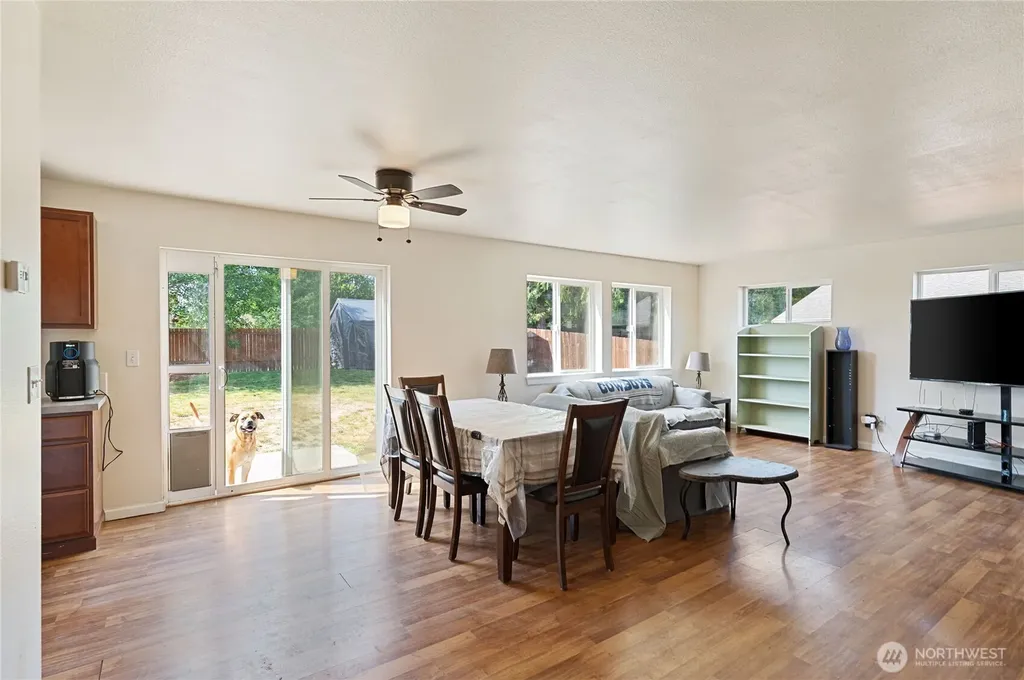 7838 Celtic Loop NW Silverdale WA 98383