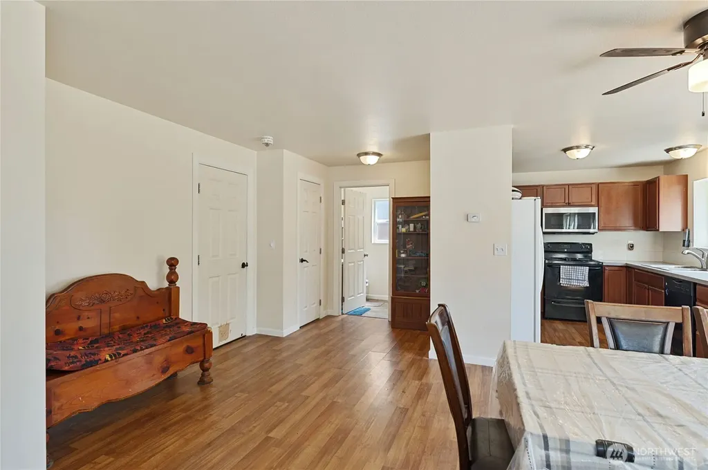 7838 Celtic Loop NW Silverdale WA 98383