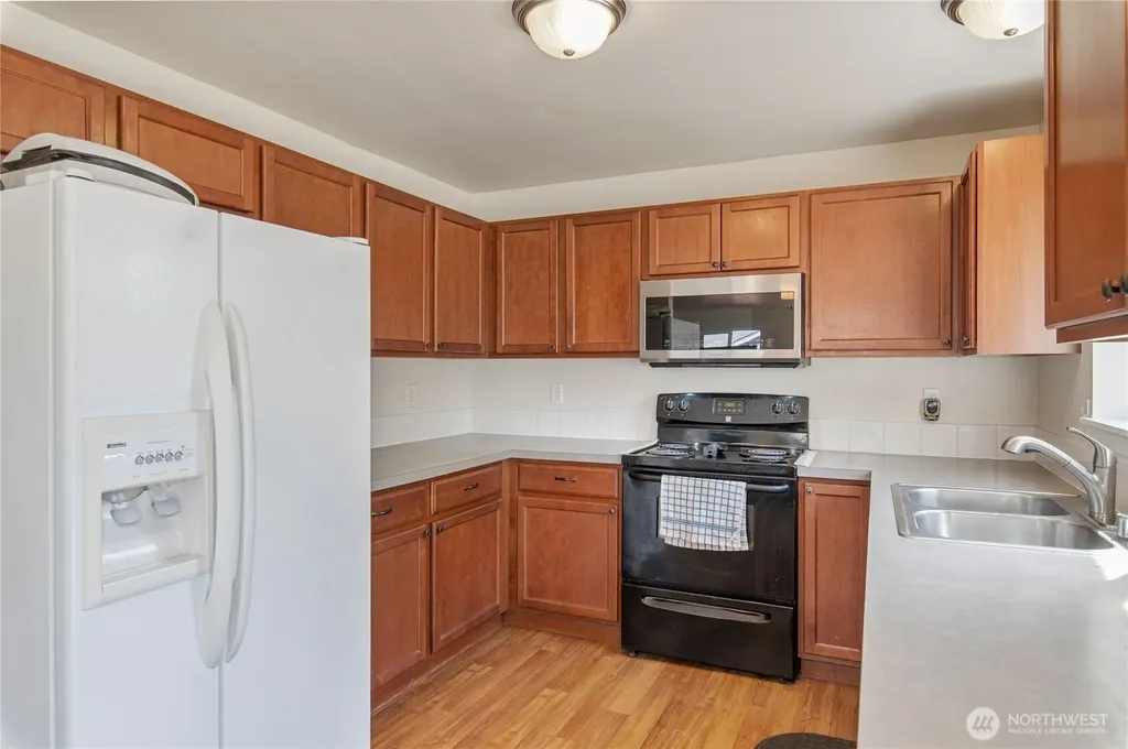 7838 Celtic Loop NW Silverdale WA 98383