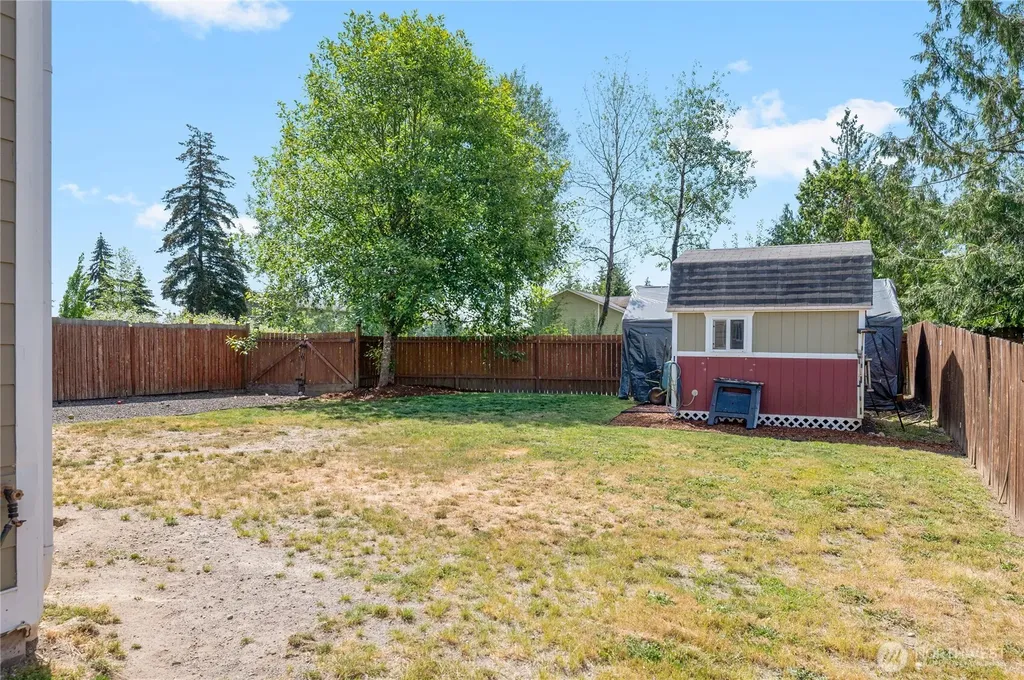 7838 Celtic Loop NW Silverdale WA 98383