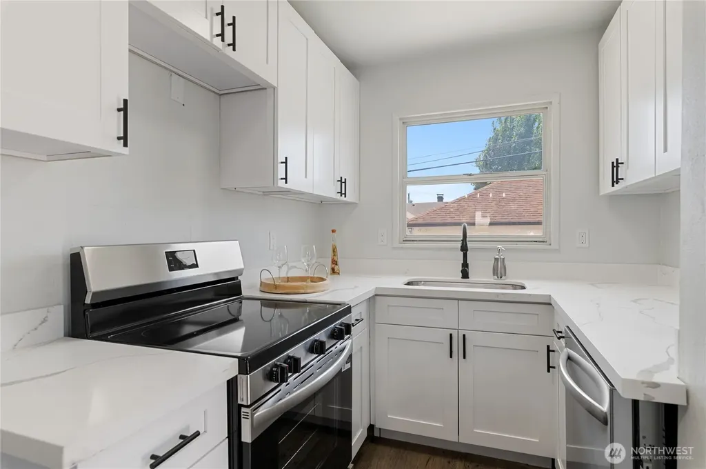 1231 4th Street Bremerton WA 98337