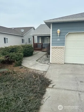 1300 W Marina Drive Moses Lake WA 98837