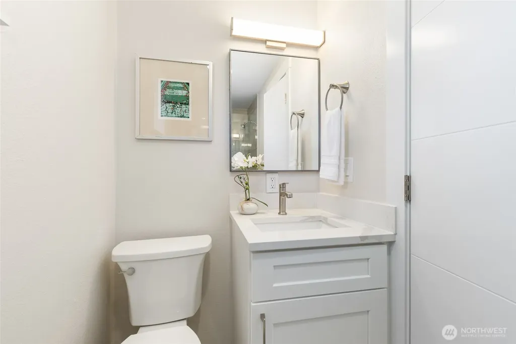 20103 75th Avenue NE Kenmore WA 98028